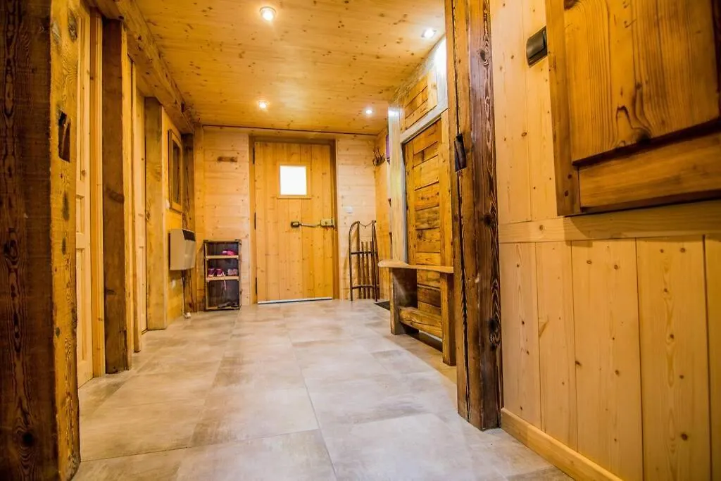 Les Clefs Beautiful, Atypical Loft In The Aravis 빌라 0*, Les Clefs 프랑스